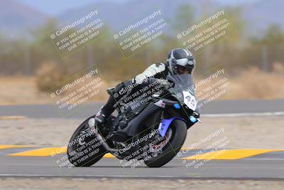 media/Sep-10-2022-SoCal Trackdays (Sat) [[a5bf35bb4a]]/Turn 6 (1140am)/